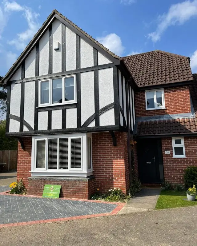 We are loving all the painting & decorating work we are doing to improve the exterior look of your homes 😁. . Here’s another lovely job finished in Taverham, Norfolk. This home is now looking fresh for summer and well maintained. Super job 🙌. . Have a nice weekend 😊 . . . . #taverham #norwich #norwichuk #norfolkdecorator #norfolkhome #norfolkhomes #norfolklife #norfolklifestyle #norfolkproperty #norwichproperty #norwichhome #norwichhomeimprovements #norwichpainteranddecorator #norfolkpainteranddecorator #buylocalnorfolk #norwichlife #norwichlifestyle #norwichsmallbusiness #norfolksmallbusiness #norwichdecorators #norwichfamily #norwichmums #proudlynorfolk #norfolkbusinessowner #southnorfolk #westnorfolk #norfolkbroads #norfolkhomerenovation #norfolkrenovation #norfolkhouse